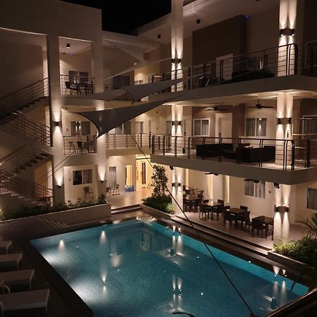 Rovira Suites Dumaguete City Exteriör bild