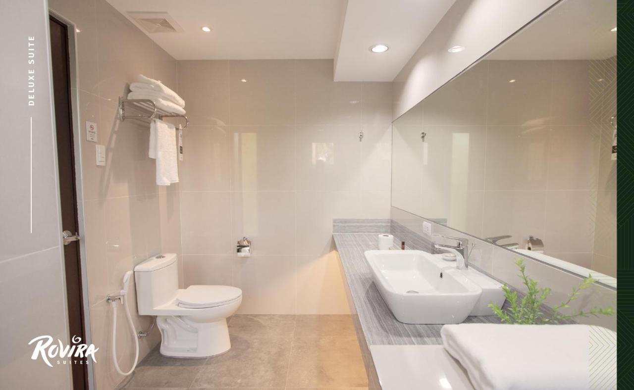 Rovira Suites Dumaguete City Exteriör bild